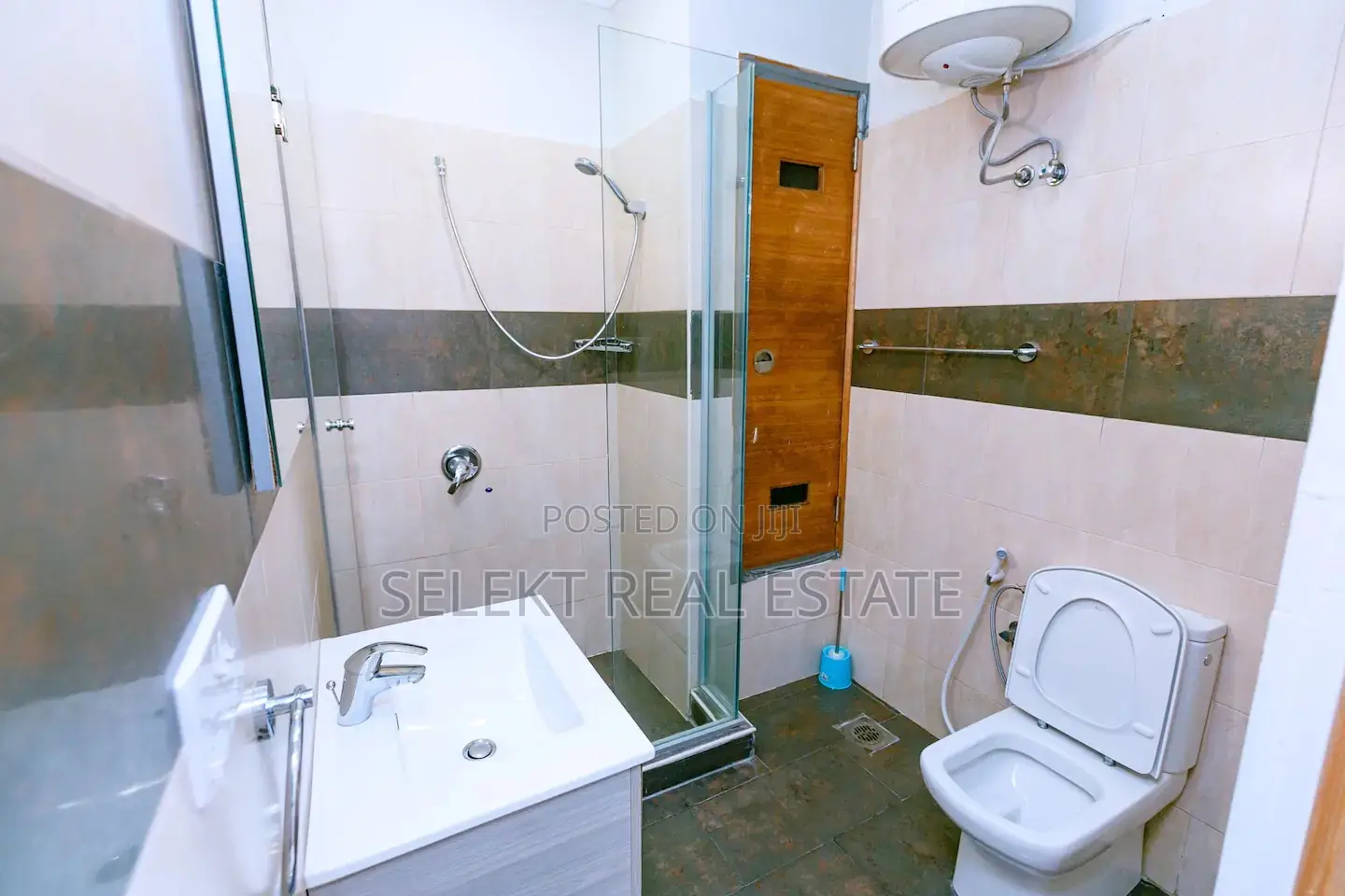 Furnished 4bdrm Apartment in Oyster Bay for rent in Oyster Bay