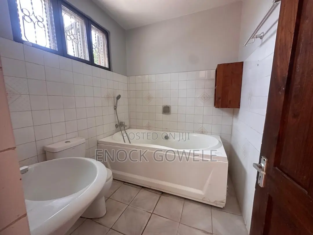 4bdrm House in Cape Town, Msasani for rent in Msasani