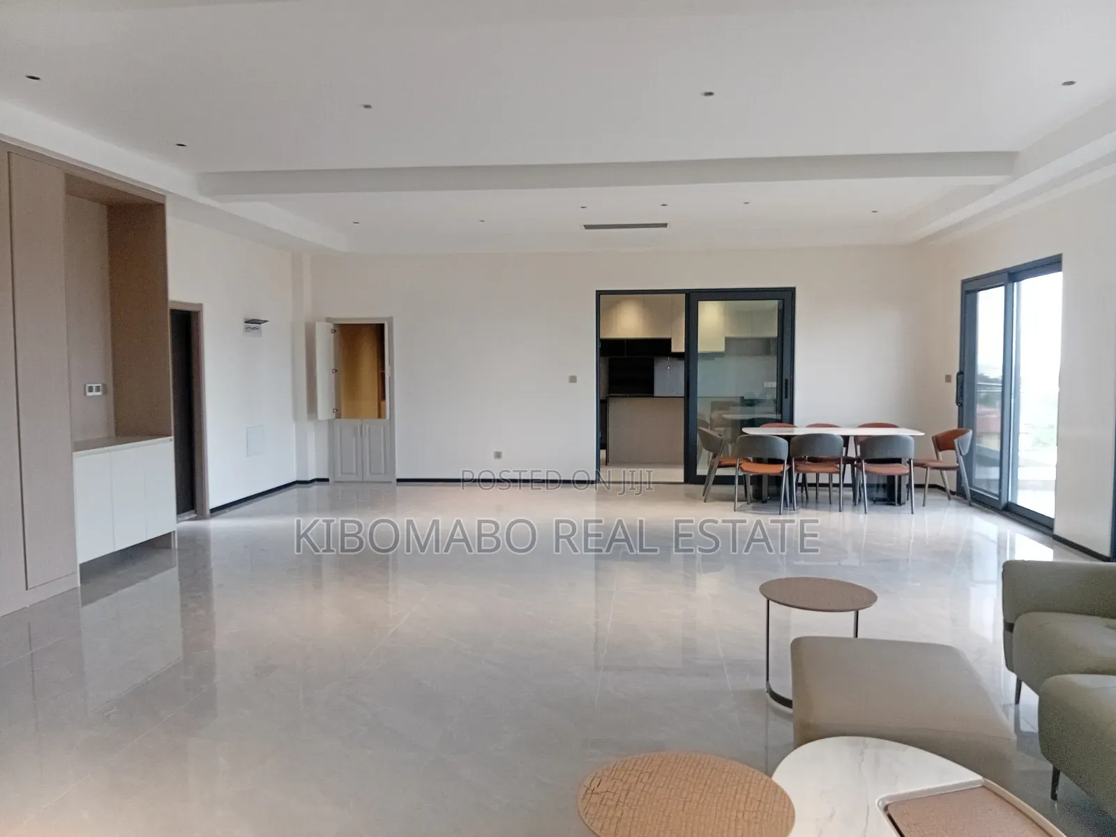 Furnished 4bdrm Penthouse in Masaki for rent in Masaki