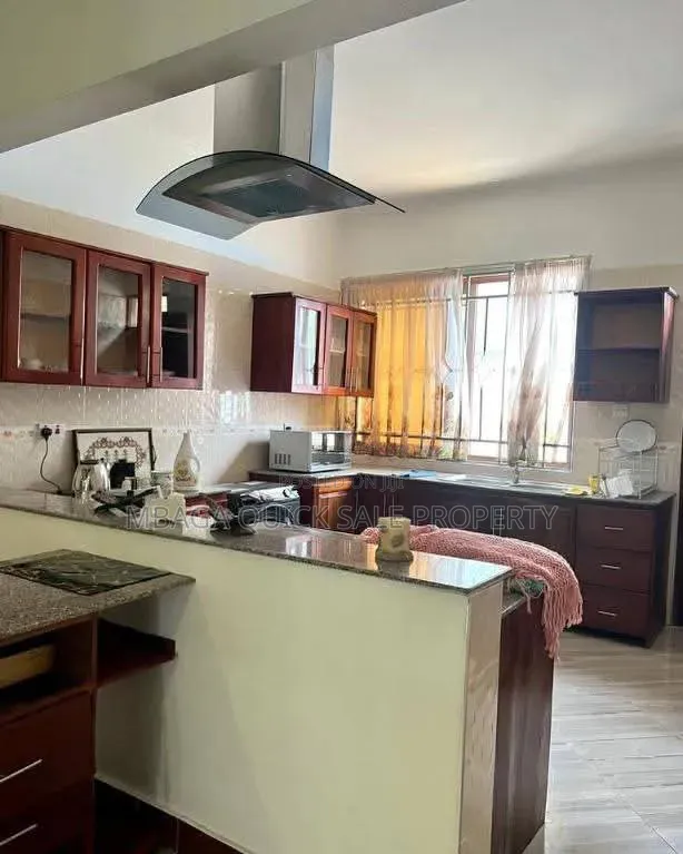 Furnished 3bdrm Apartment in Msasani for rent in Msasani