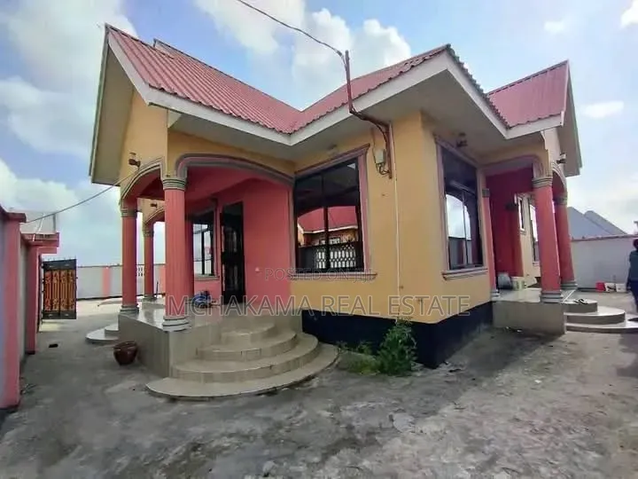 4bdrm House in Mchakama Real Estate, Msongola for sale in Msongola