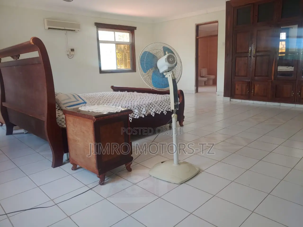 House for Sale 3,477sqmt's Bahari Beach Dar Price; 1.5bilions in Kunduchi