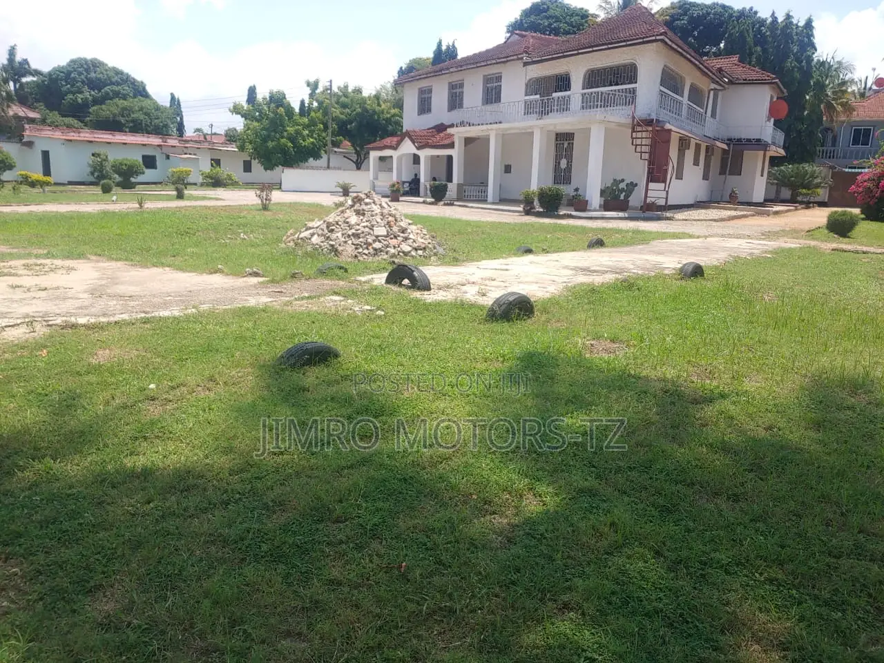 House for Sale 3,477sqmt's Bahari Beach Dar Price; 1.5bilions in Kunduchi