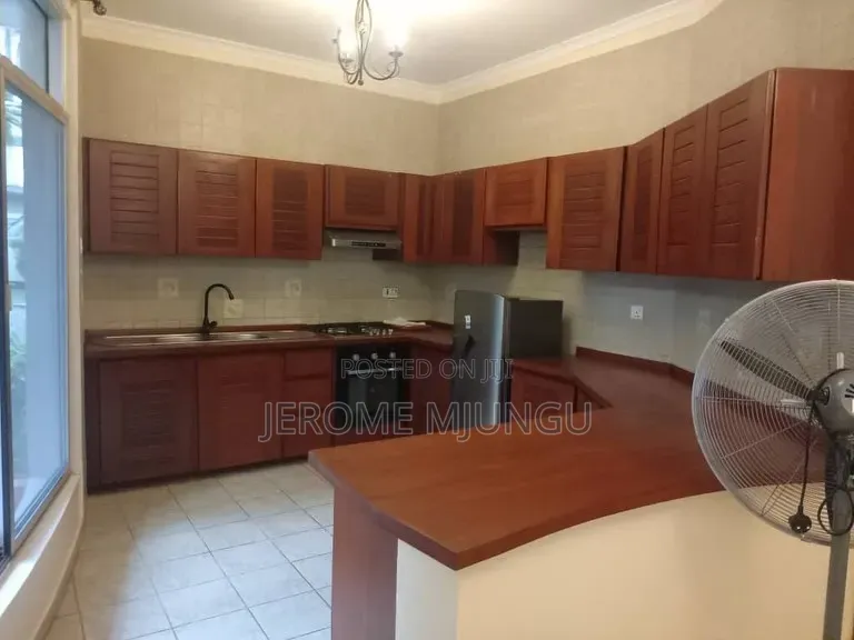 Furnished 3bdrm Villa in Mikocheni for rent in Mikocheni