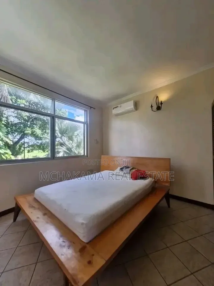 3bdrm Block of Flats in Mchakama Real Estate, Bunju for sale in Bunju