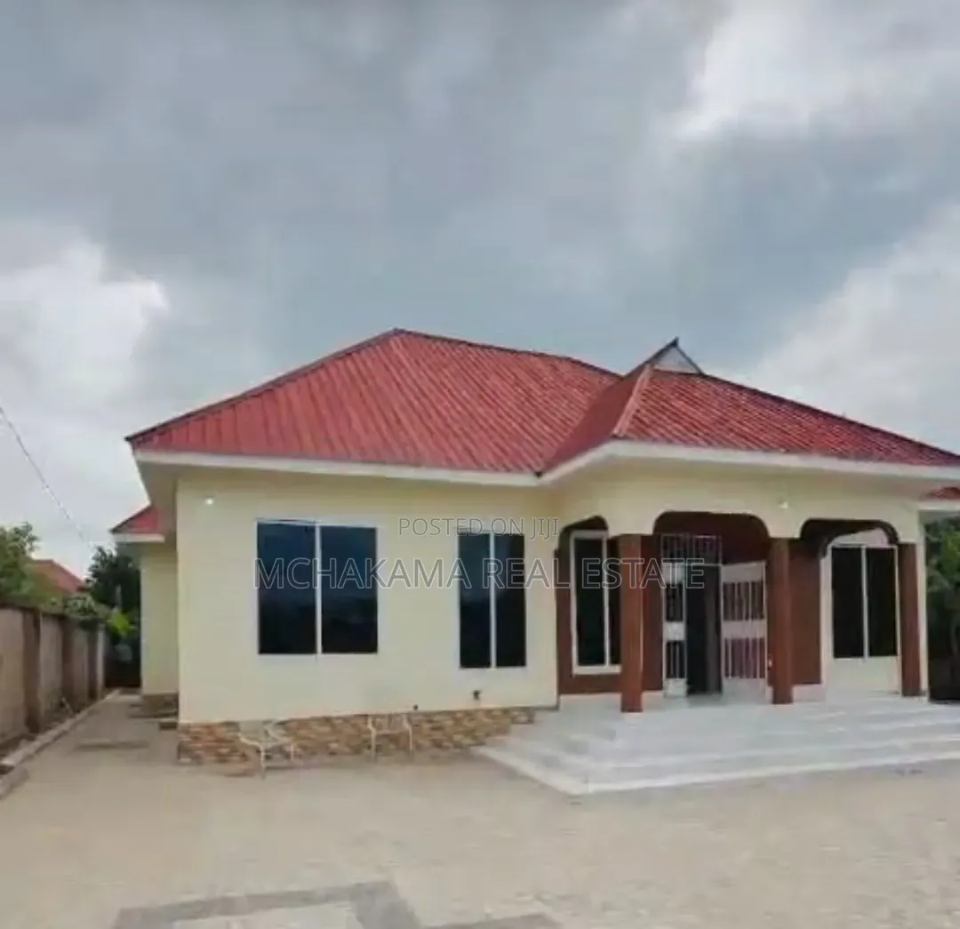 3bdrm House in Mchakama Real Estate, Mbweni for sale in Mbweni