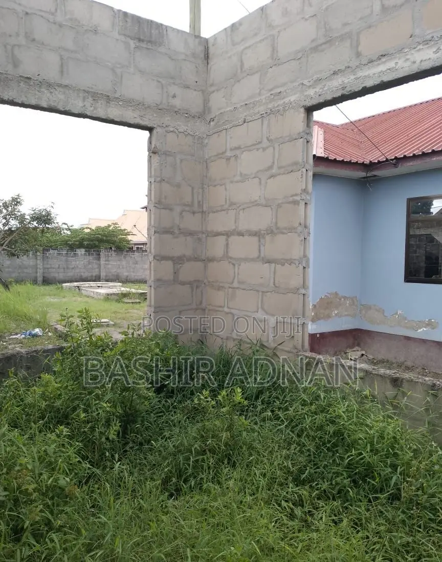 3bdrm House in Goba for sale in Goba
