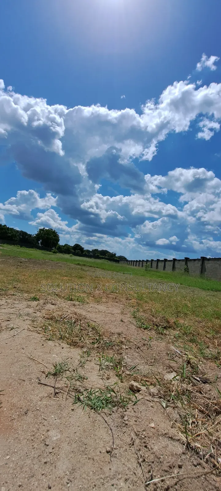 Kiwanja Kinauzwa Tegeta Block F in Kunduchi