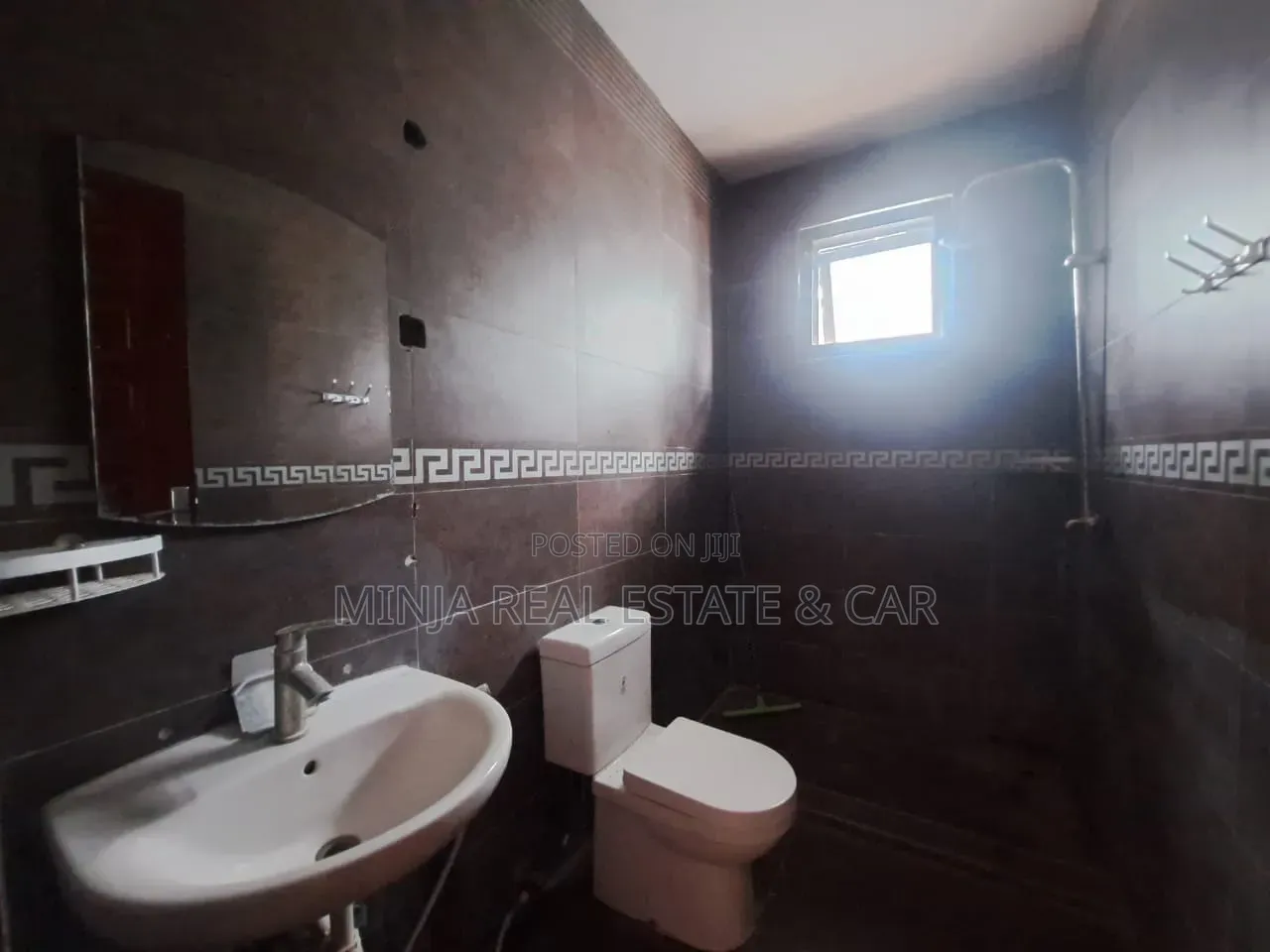 8bdrm House in Kigamboni for sale in Kigamboni