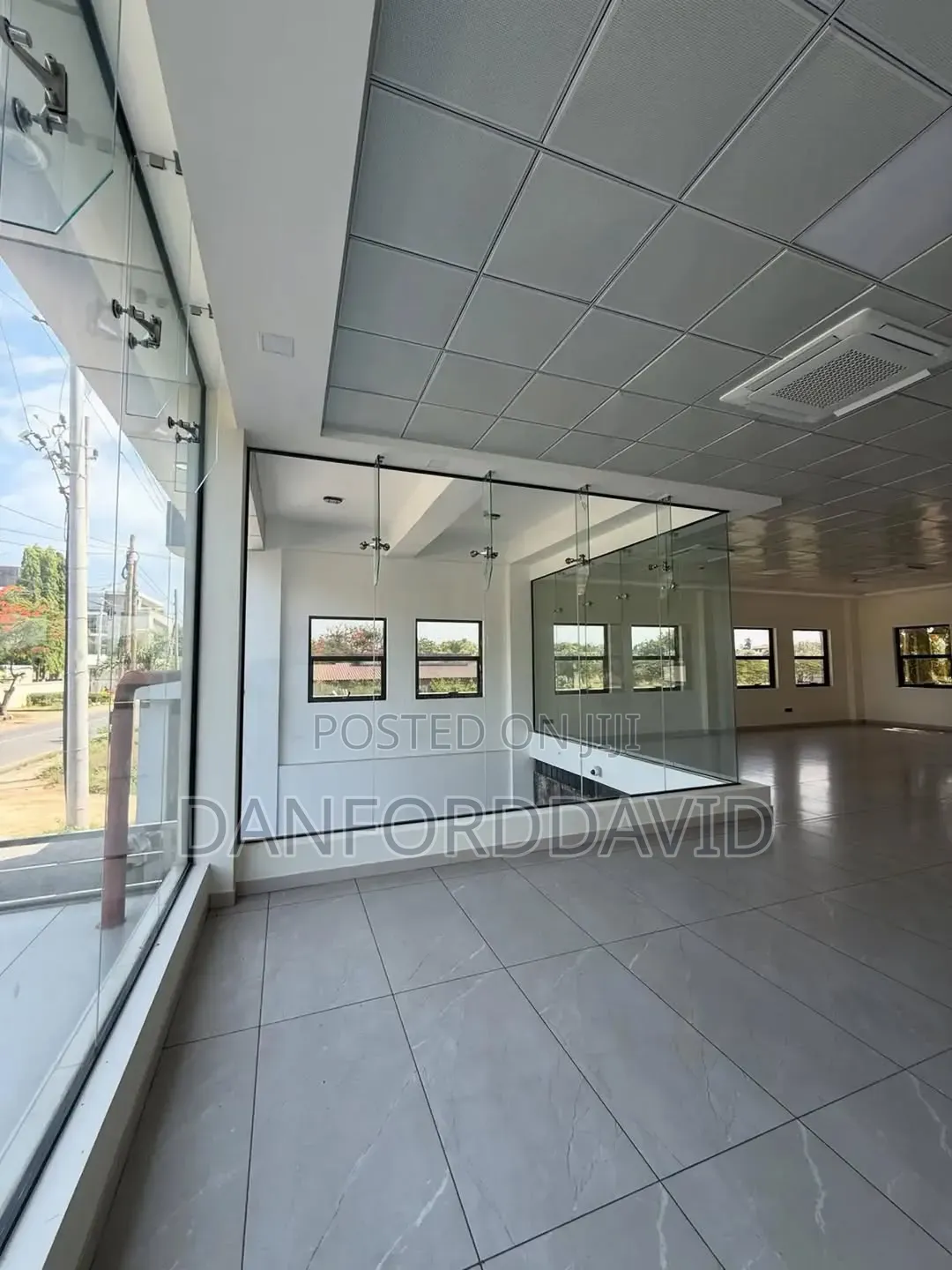 3bdrm Apartment in Kahwa Real Estate, Masaki for rent in Masaki