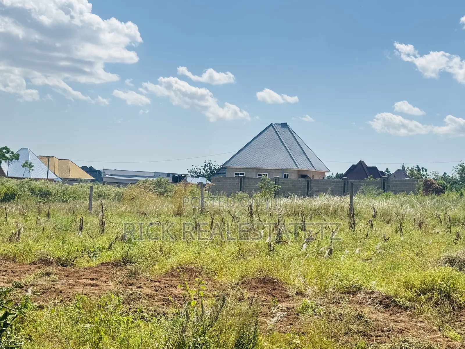 Viwanja Vinauzwa Kisesa - Kanyama (Karibu Na Chuo Cha Afya City Colege in Kisesa