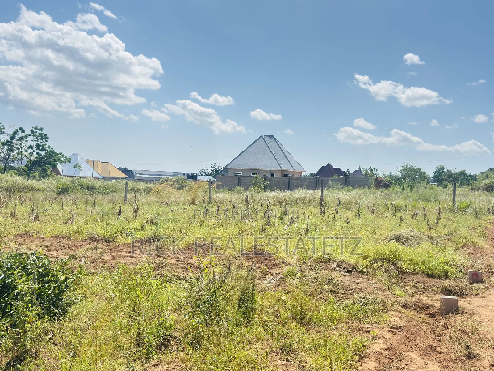 Viwanja Vinauzwa Kisesa - Kanyama (Karibu Na Chuo Cha Afya City Colege in Kisesa