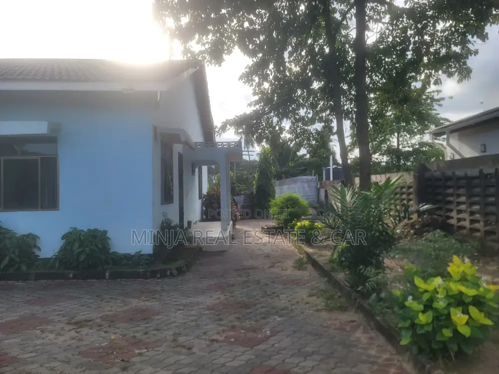 5bdrm House in Tabata for sale in Tabata