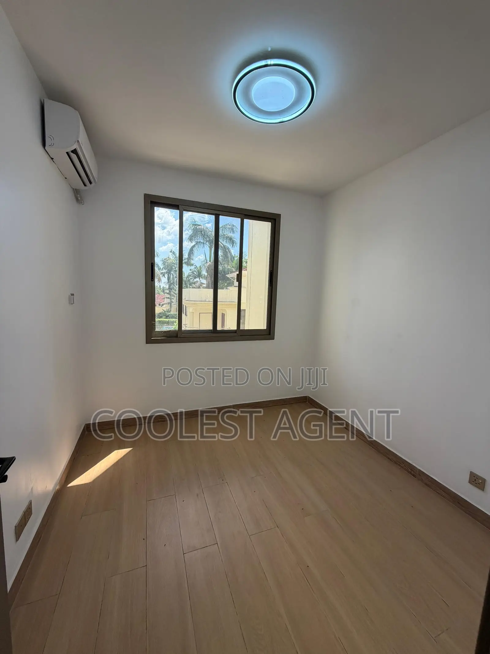 3bdrm Apartment in Coolest Estate, Oyster Bay for rent in Oyster Bay
