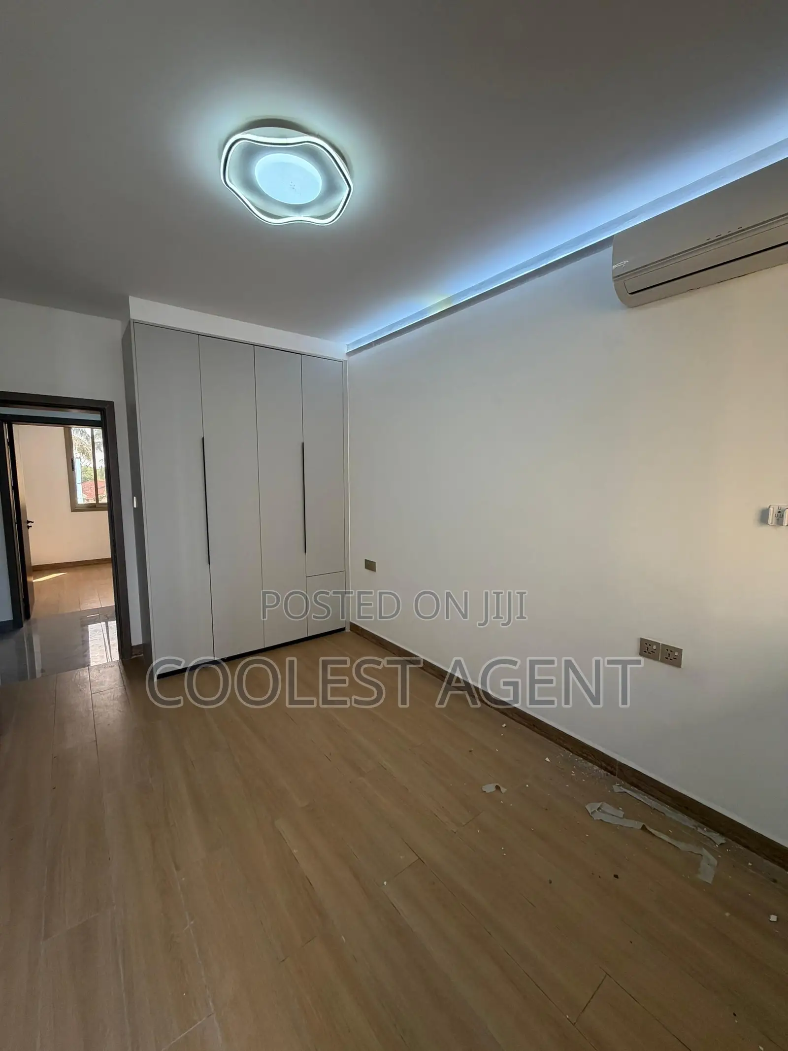 3bdrm Apartment in Coolest Estate, Oyster Bay for rent in Oyster Bay