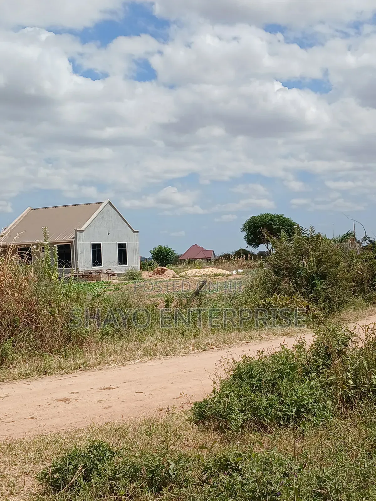 Kiwanja Kinauzwa Mabwepande in Bunju