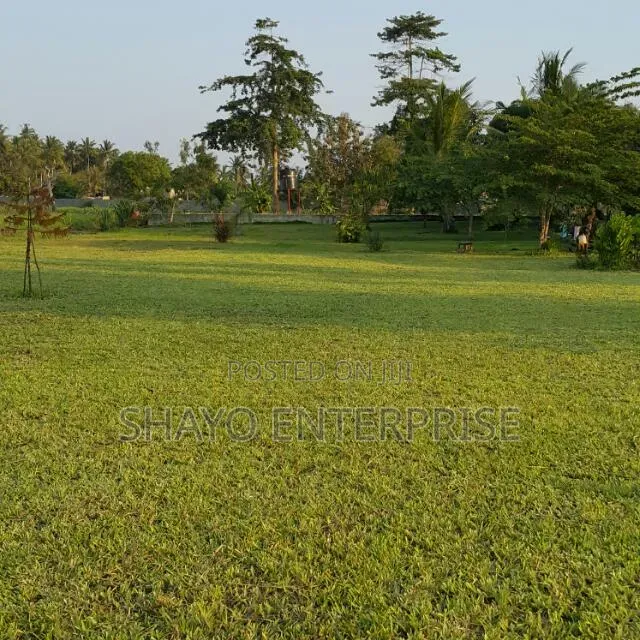 Kiwanja Kinauzwa Mabwepande in Bunju