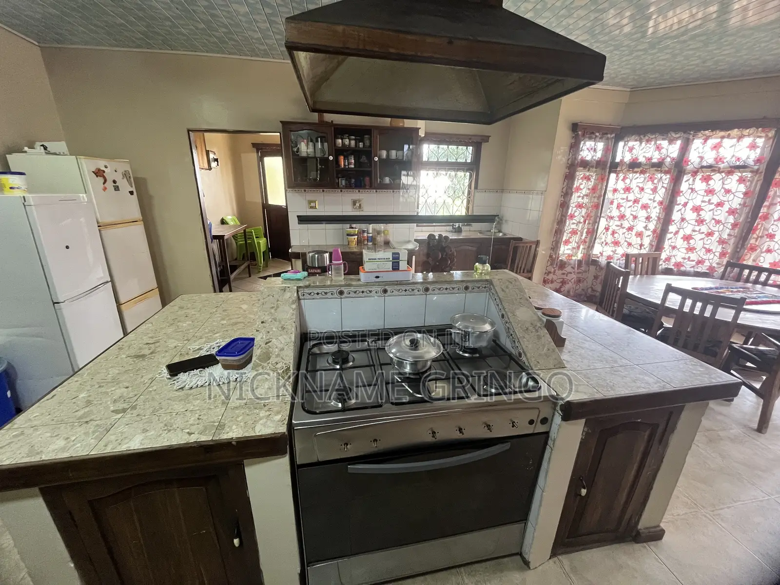 Furnished 6bdrm House in Buzuruga for sale in Buzuruga
