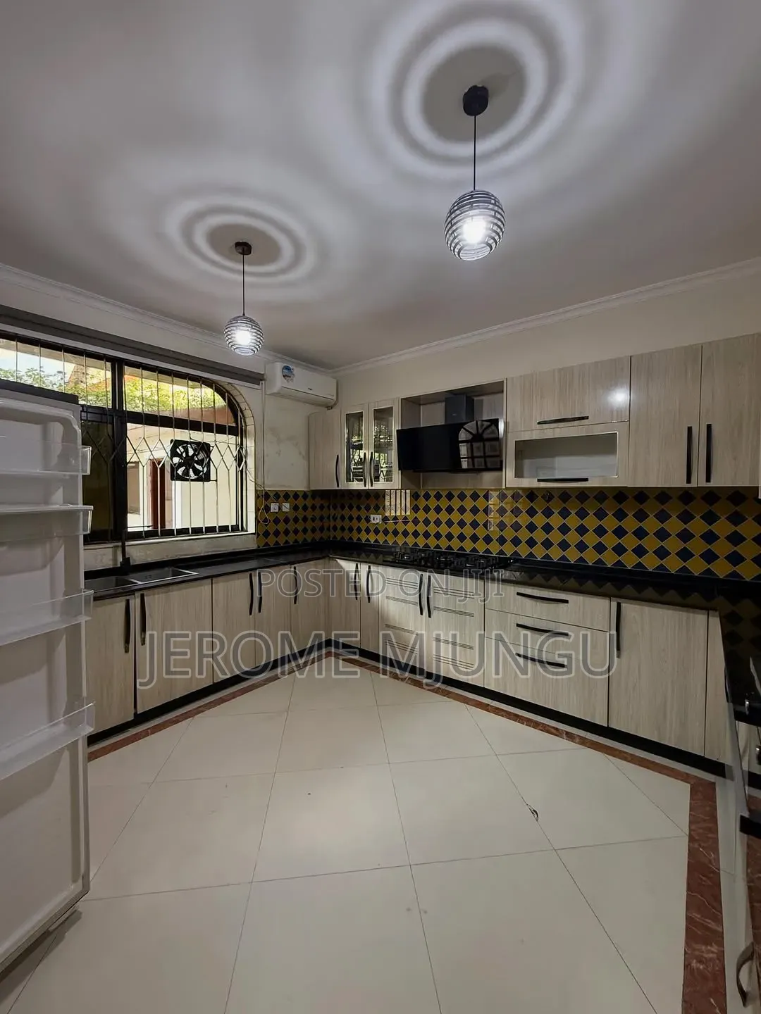 Furnished 4bdrm Villa in Ada Estate for rent in Ada Estate