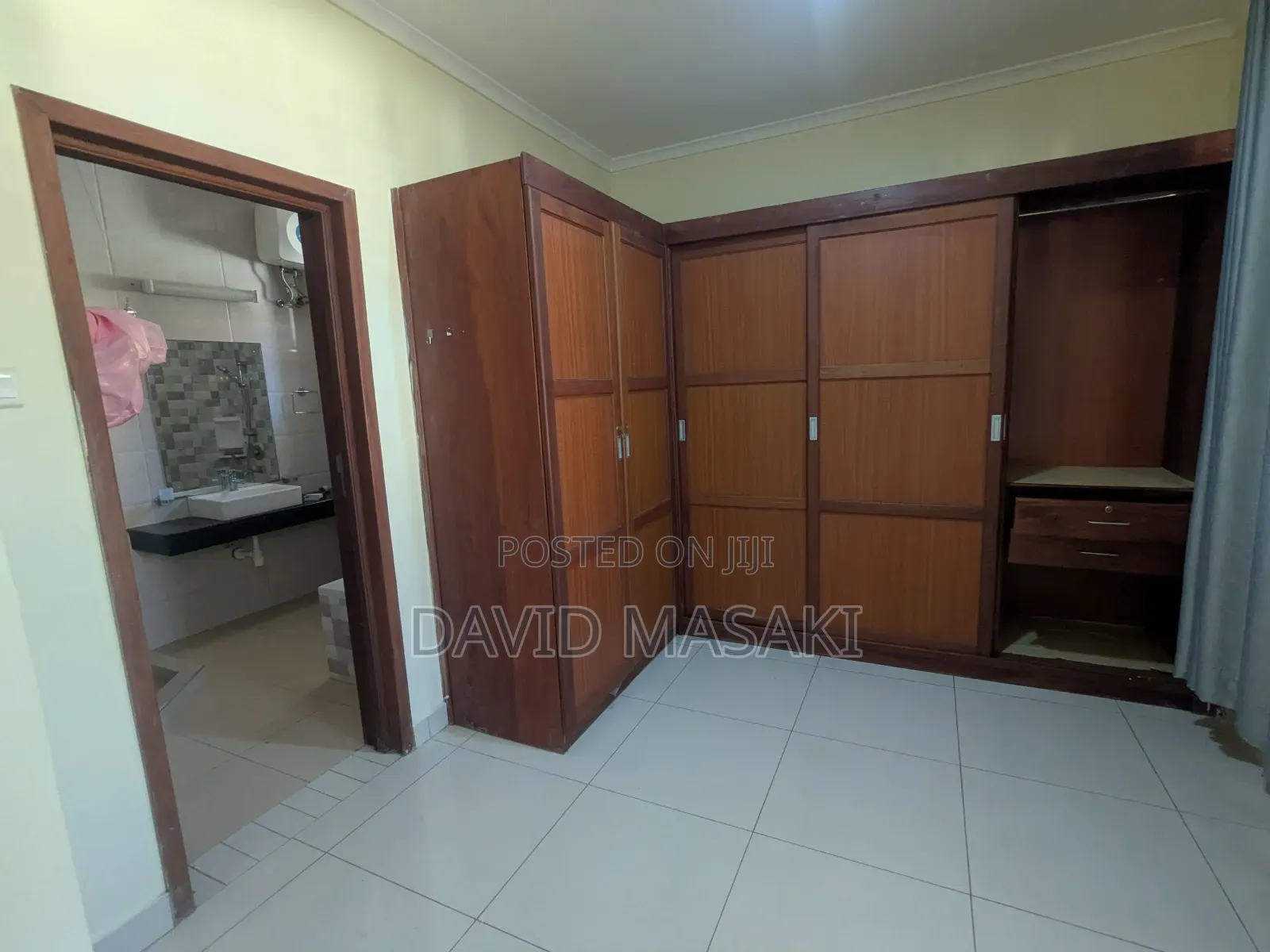 Furnished 4bdrm Villa in Villas, Oyster Bay for rent in Oyster Bay