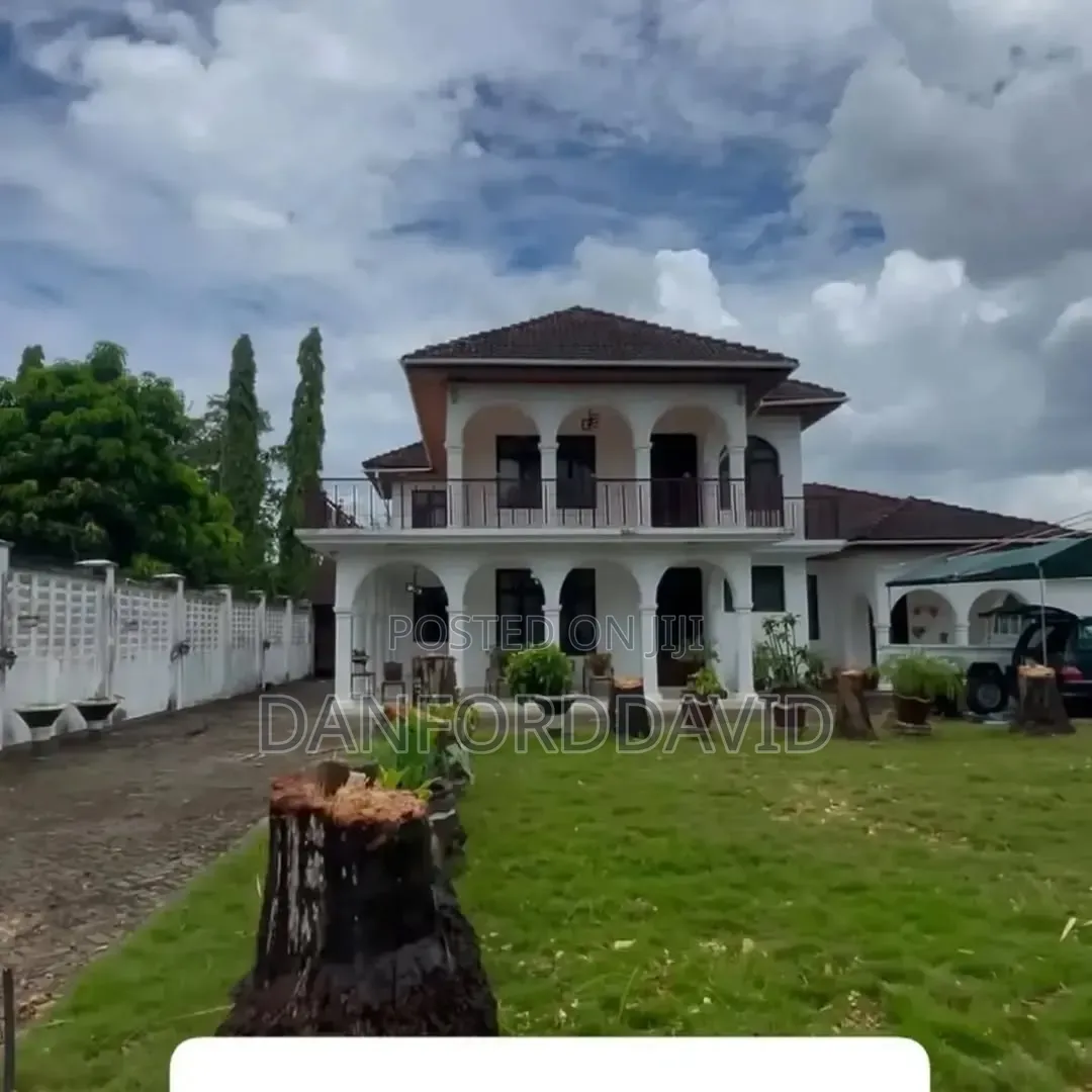 5bdrm House in Kahwa Real Estate, Mbezi Beach for sale in Mbezi Beach