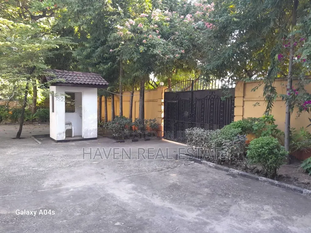 5bdrm House in Masaki for sale in Masaki