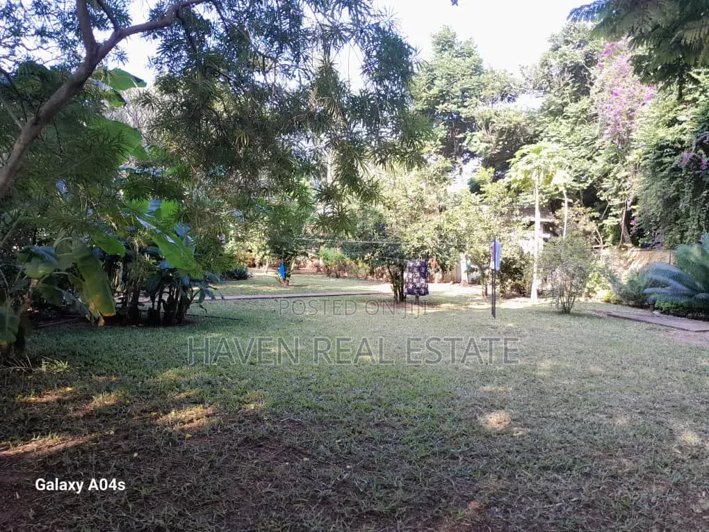 5bdrm House in Masaki for sale in Masaki