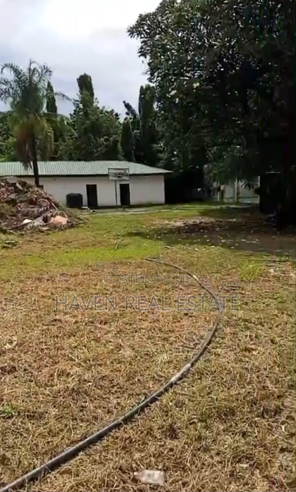 3500 SQMT Plot for Sale at Masaki in Masaki