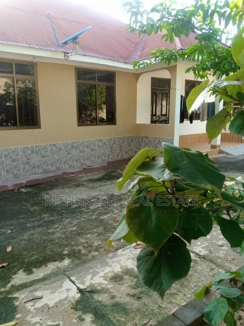 3bdrm House in Mchakama Real Estate, Bunju for sale in Bunju