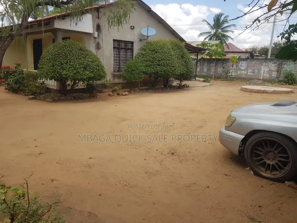 Furnished 4bdrm House in Boko, Mbezi for sale in Mbezi