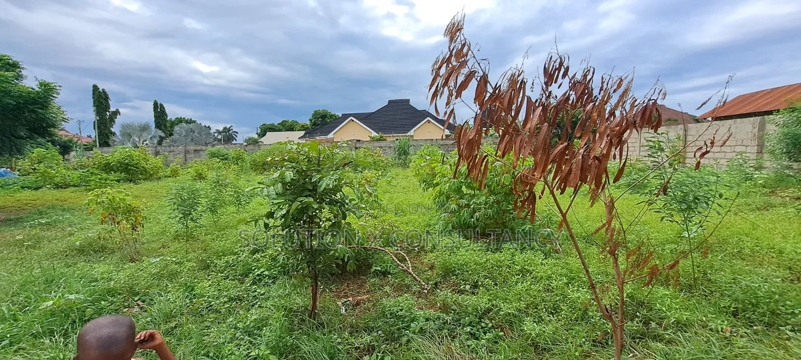 Kiwanja Kinauzwa Mbweni Mpiji in Mbweni
