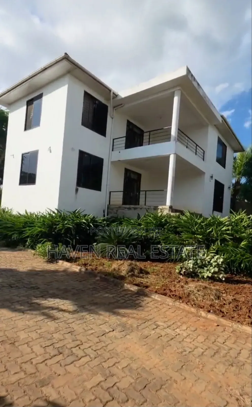 4bdrm House in Goba for sale in Goba
