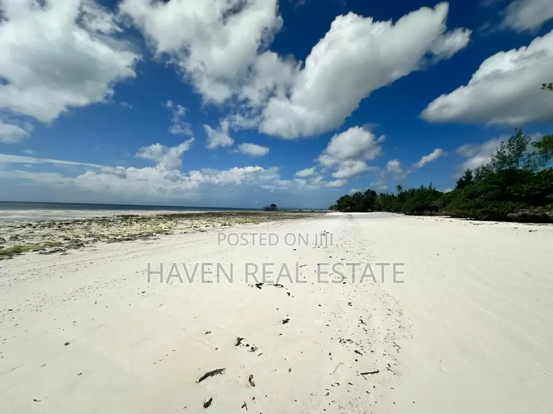 Prime Beach Plot for Sale at Zanzibar in Kaskazini A