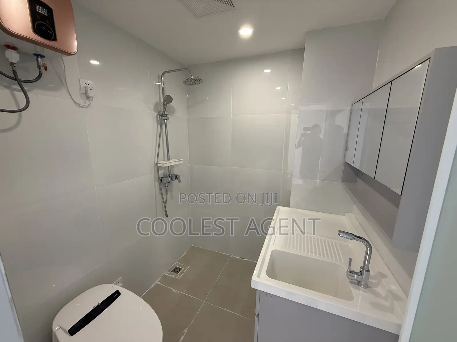 Furnished 1bdrm Apartment in Coolest Estate, Oyster Bay for rent in Oyster Bay