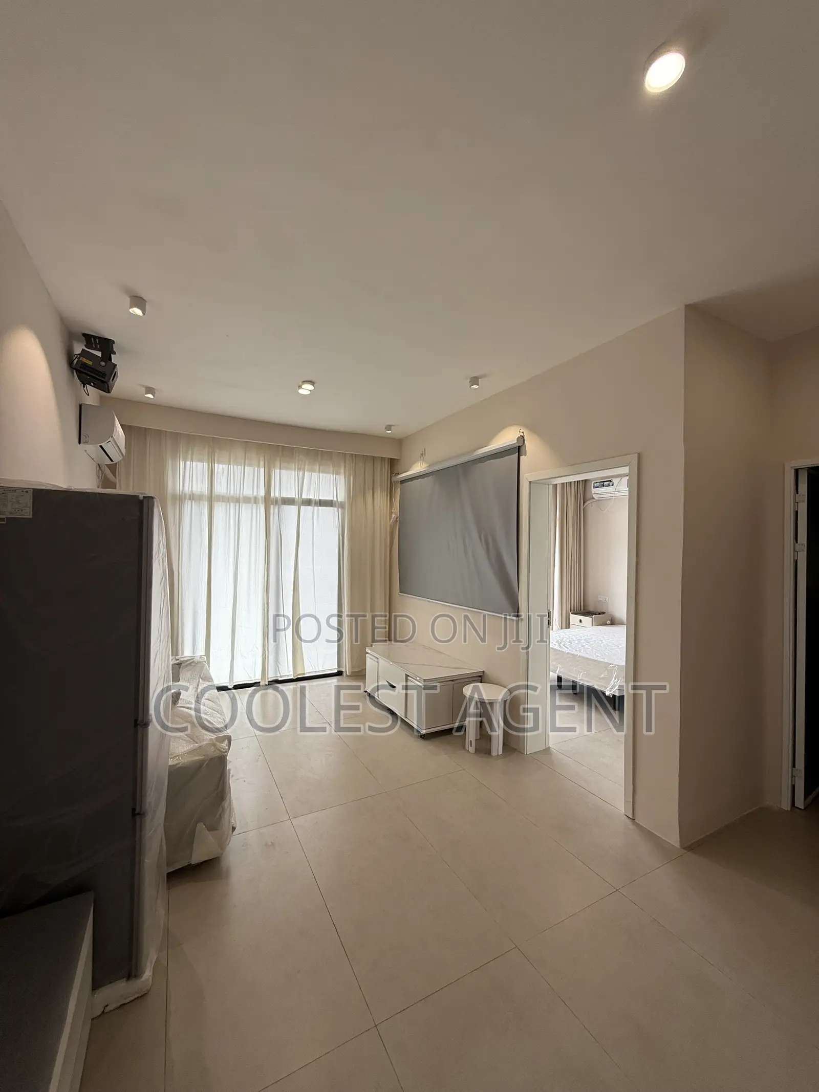 Furnished 2bdrm Apartment in Coolest Estate, Oyster Bay for rent in Oyster Bay
