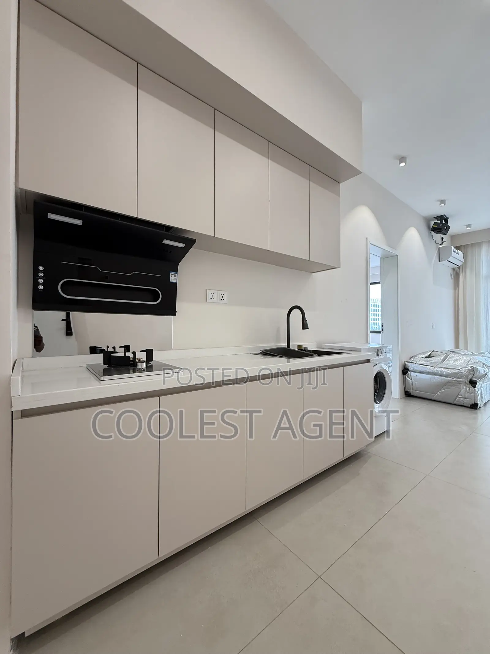 Furnished 1bdrm Apartment in Coolest Estate, Oyster Bay for rent in Oyster Bay