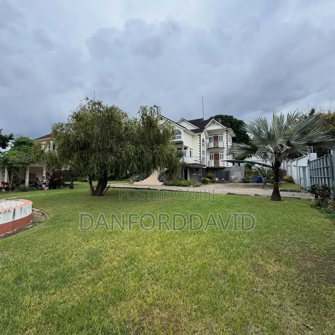 5bdrm House in Kahwa Real Estate, Masaki for sale in Masaki