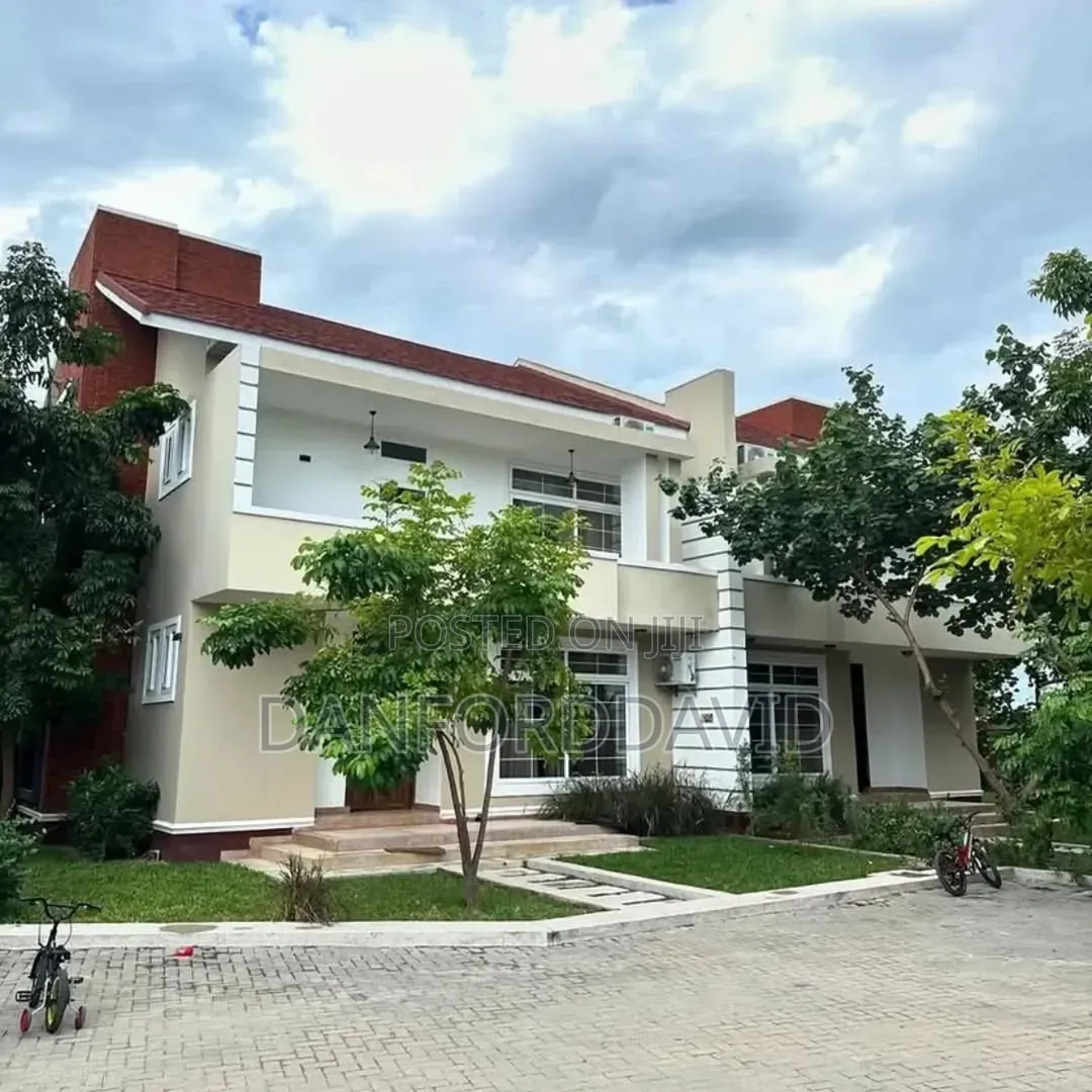 4bdrm House in Kahwa Real Estate, Kunduchi for sale in Kunduchi