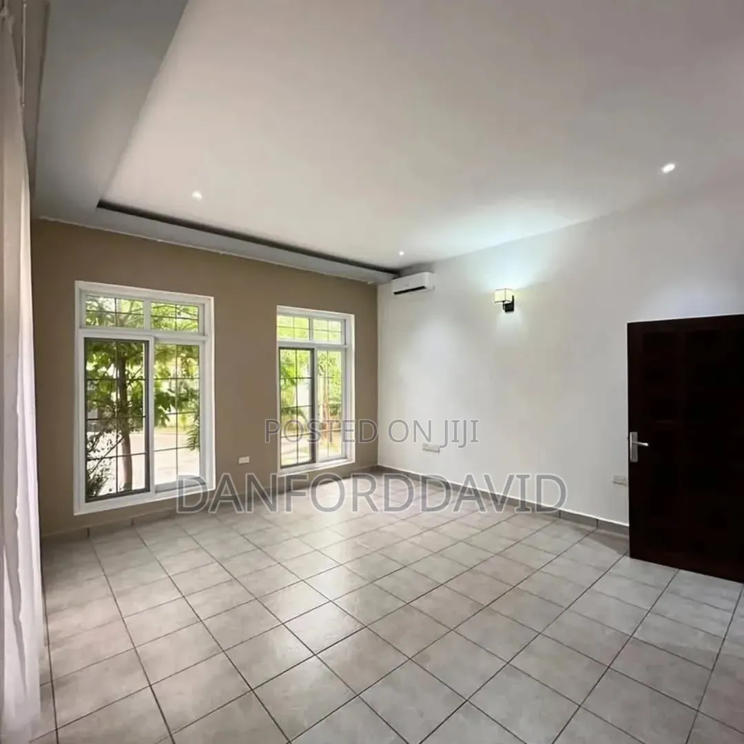 4bdrm House in Kahwa Real Estate, Kunduchi for sale in Kunduchi