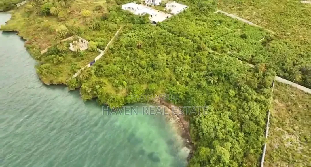 Beach Plot for Sale at Bweleo Zanzibar in Kaskazini A