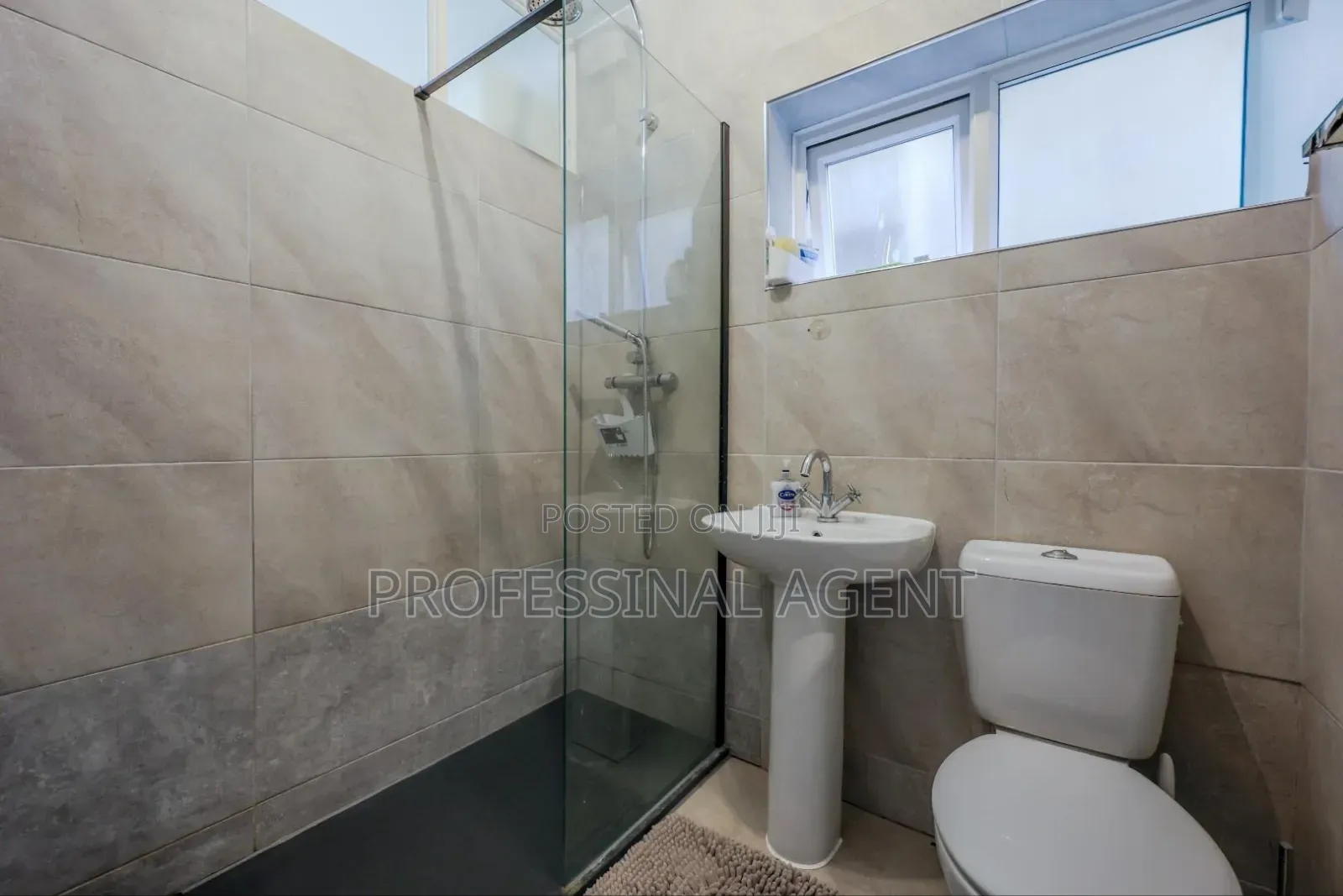 3bdrm Apartment in Chang'Ombe Bora for rent in Chang'ombe