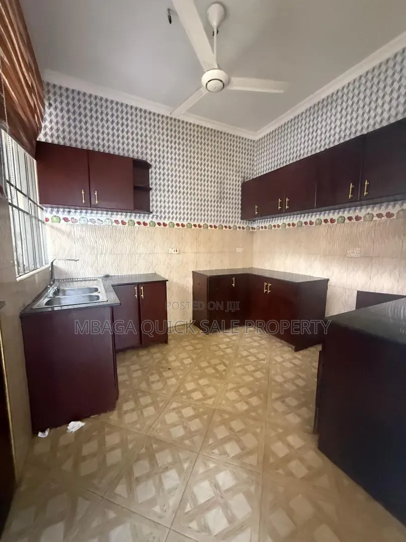 6bdrm House in Mbezi Beach for rent in Mbezi Beach