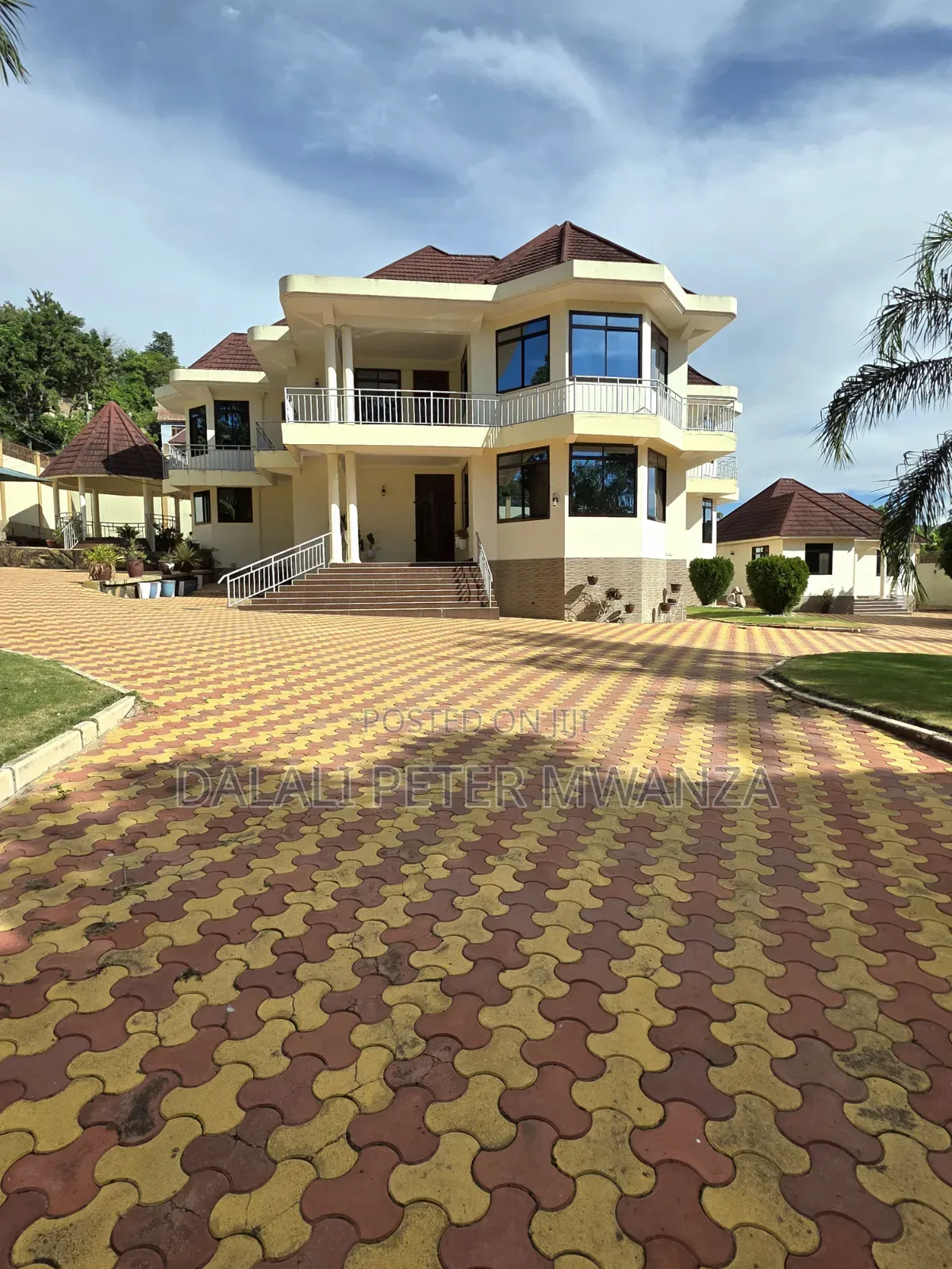 5bdrm Apartment in Rock City, Ilemela Ward for sale in Ilemela Ward
