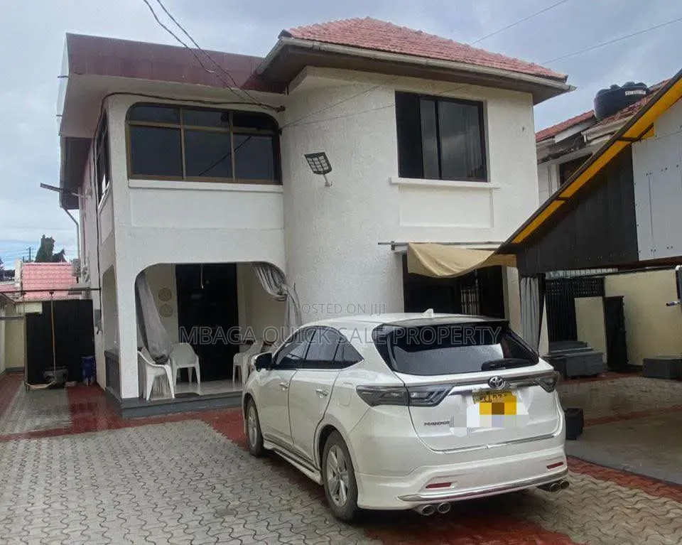 Furnished 4bdrm House in Mikocheni for sale in Mikocheni