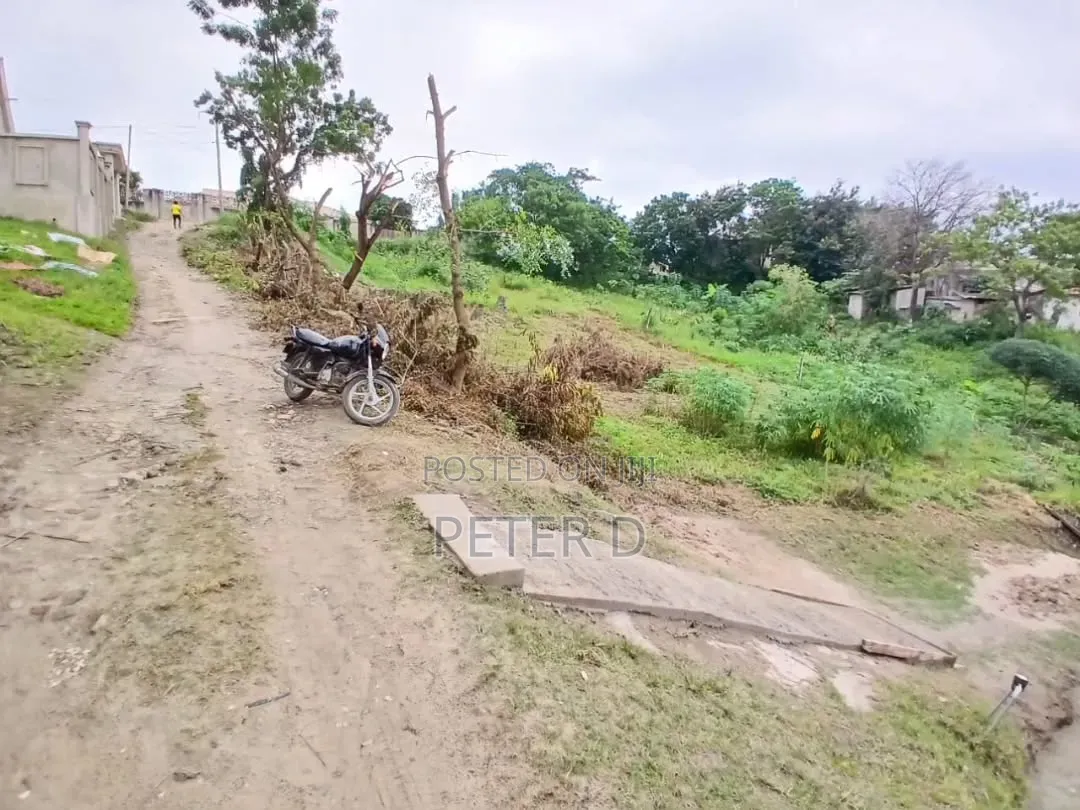 Kimara Baruti Sqm900 in Kimara