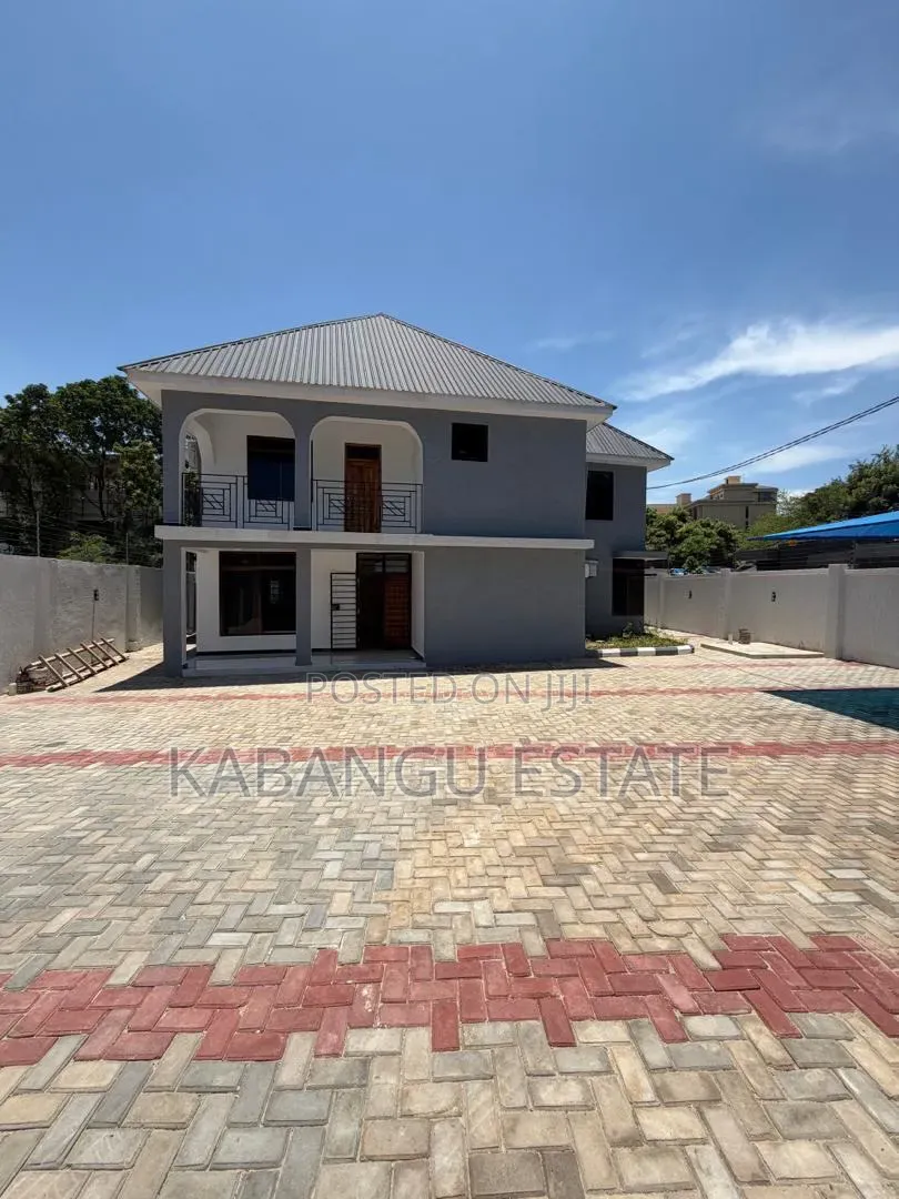 7bdrm House in Masaki for rent in Masaki
