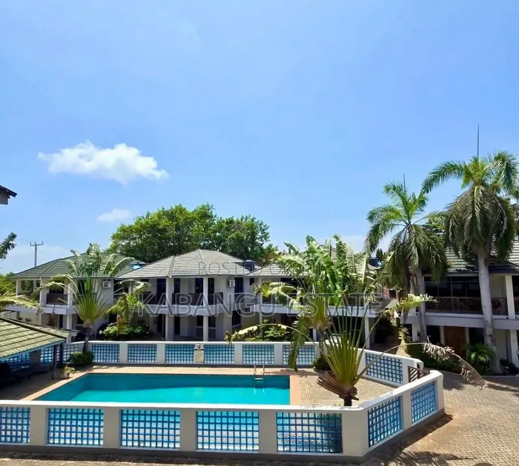 Furnished 3bdrm Villa in Masaki for rent in Masaki