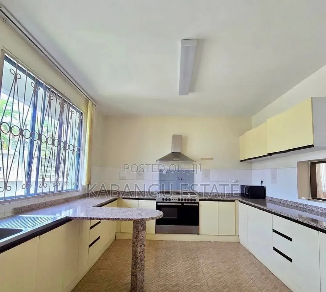 Furnished 3bdrm Villa in Masaki for rent in Masaki