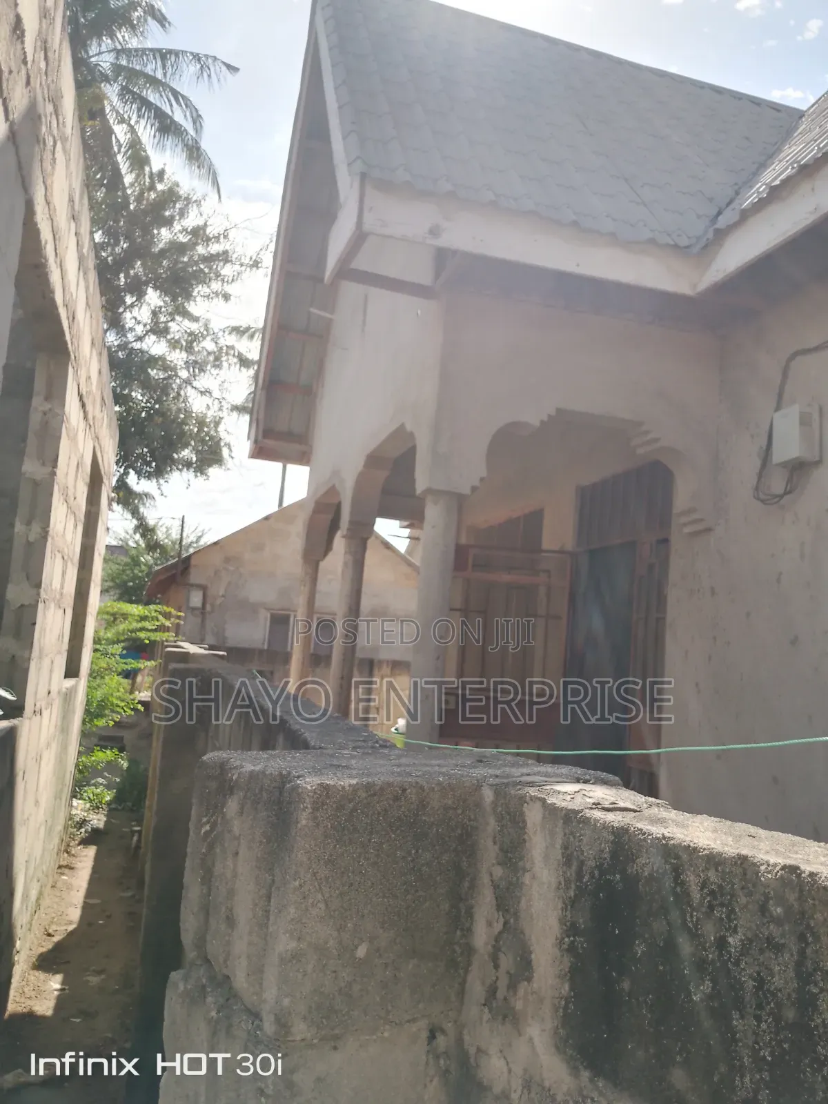 4bdrm Block of Flats in Mabwepande Manzese, Bunju for sale in Bunju