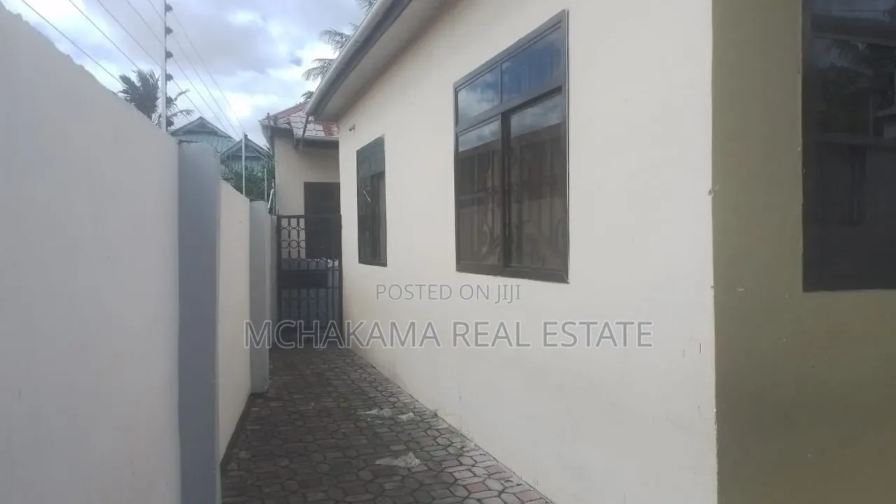 3bdrm House in Mchakama Real Estate, Kipawa for sale in Kipawa